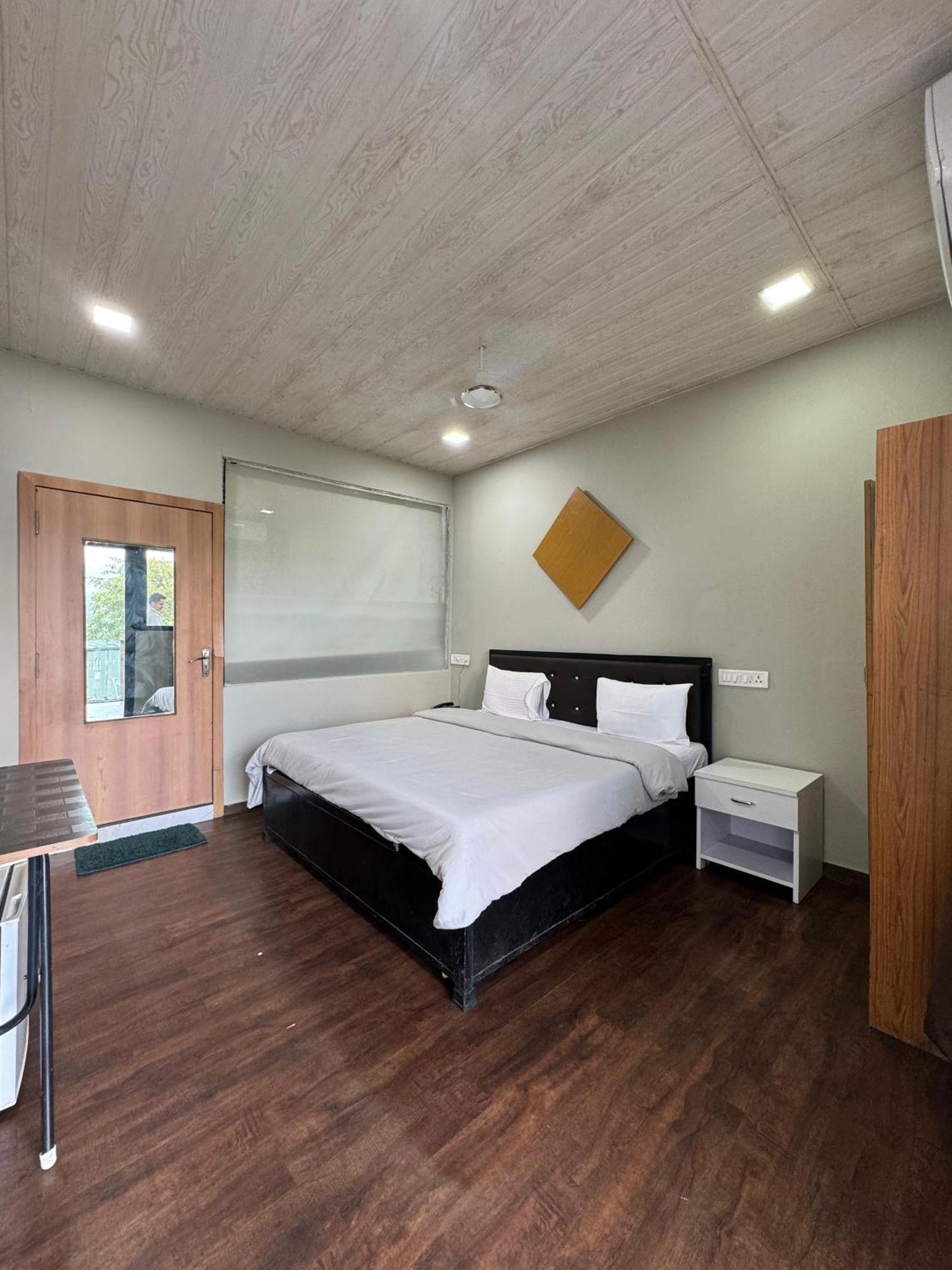 The Canvas Resort In Lonavla Exterior photo