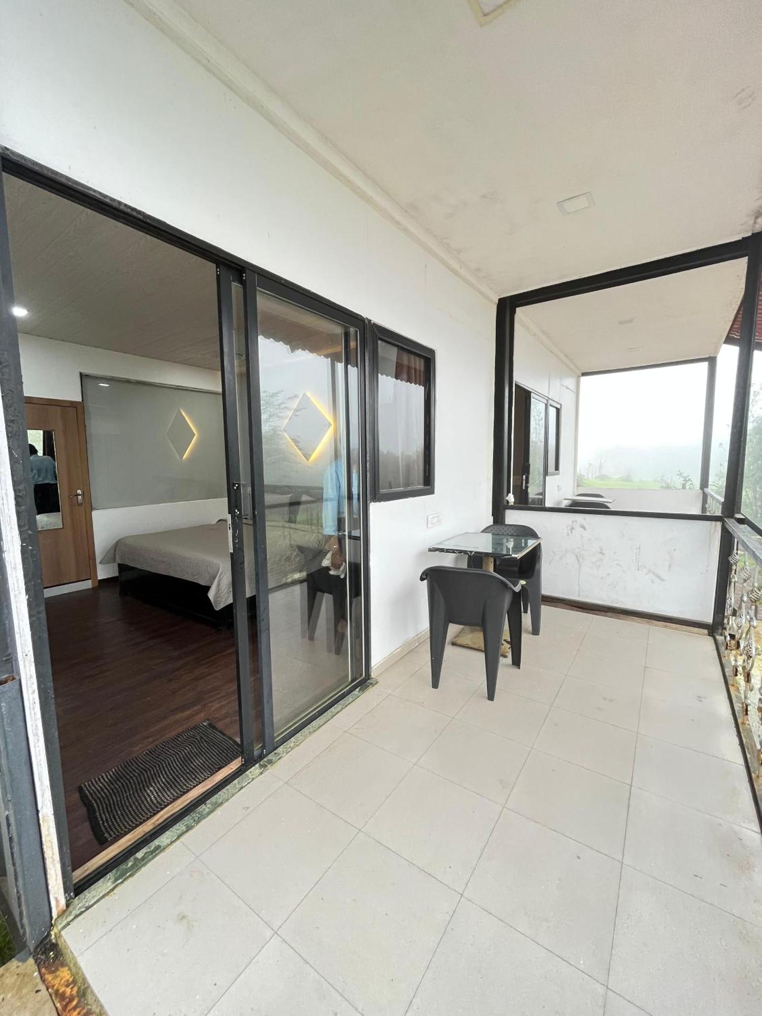 The Canvas Resort In Lonavla Exterior photo