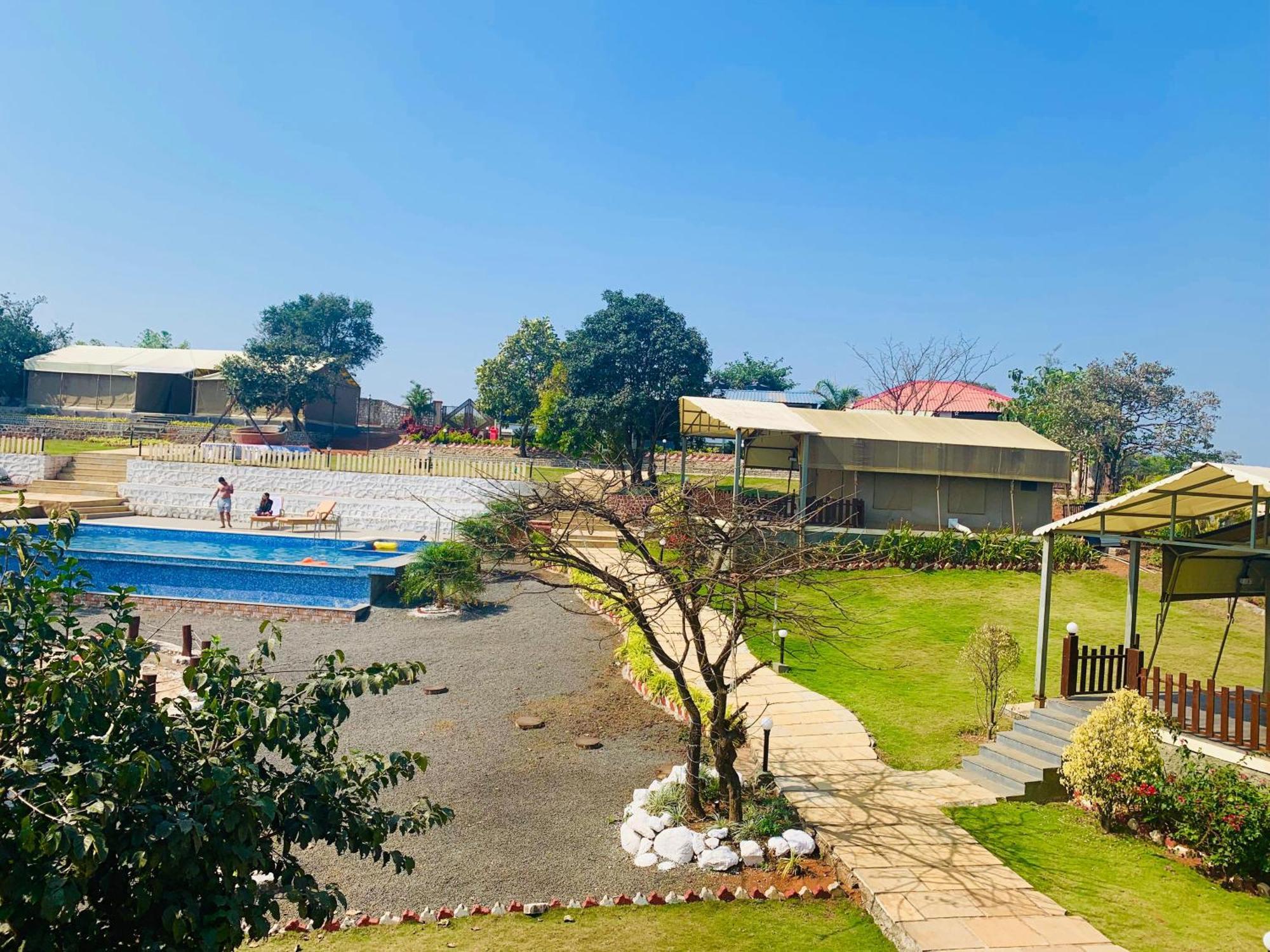 The Canvas Resort In Lonavla Exterior photo